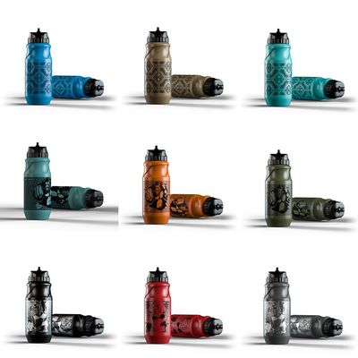 Nahrungsmittel-Silikon mehrfarbige Fahrradflasche 215*80*80 mm Kapazität 650ml Outdoor-Übung