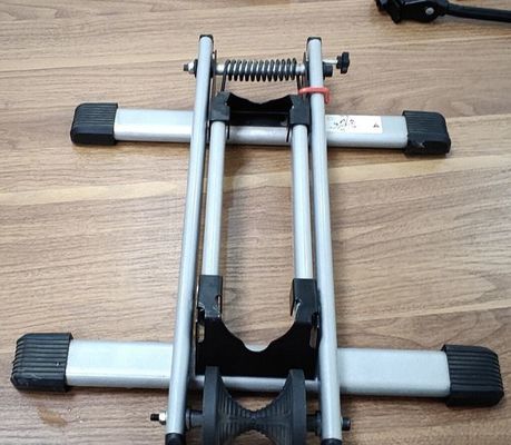52cm*46cm*42cm Portable Foldable Bike Rack Fahrradparkplatz Fahrradlagerstand