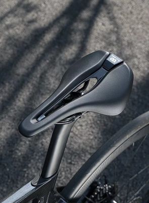 Komfortabel WEST BIKING Kurze Nase Fahrrad Sattelsitz für Mountainbikes 24,5*14,5*6cm