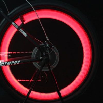 1 x Knopfbatteriebetriebene JWA Silicone Bike Light Frame für farbenfrohes und lustiges Radfahren