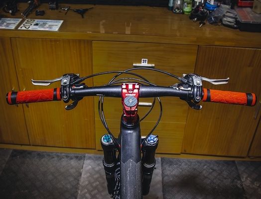130 mm * 30 mm ENLEE Silica Gel Fahrradgriff Greifer geeignet für Offroad-Fahrräder
