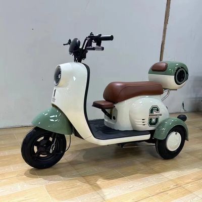 600 Watt Motorleistung 3-Rad-Scooter für Erwachsene Hinterhub Motor Position integrierte Batterie