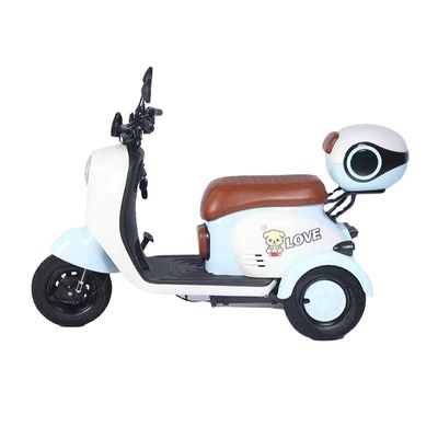 600 Watt Motorleistung 3-Rad-Scooter für Erwachsene Hinterhub Motor Position integrierte Batterie