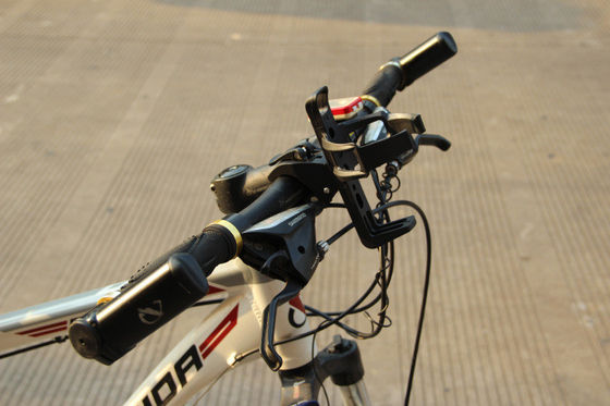 Schnell abnehmbare Wasserkocherhalter Multifunktionaler Becherhalter 13*9*9cm für Mountainbikes